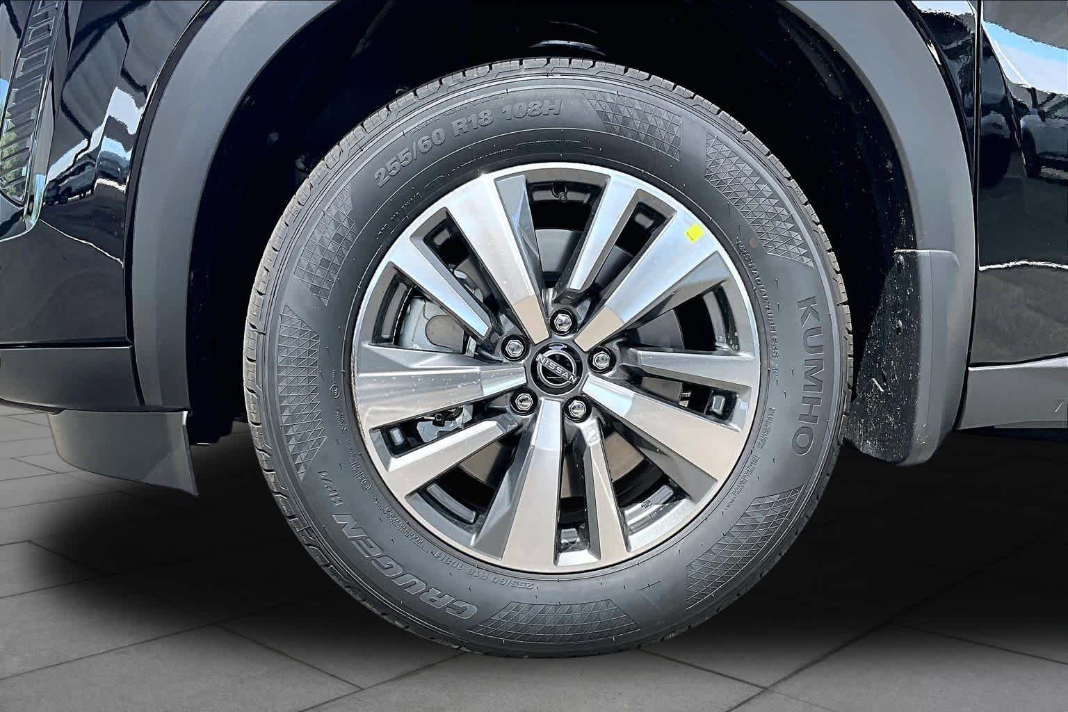 New 2026 Super Black Nissan SL image 9