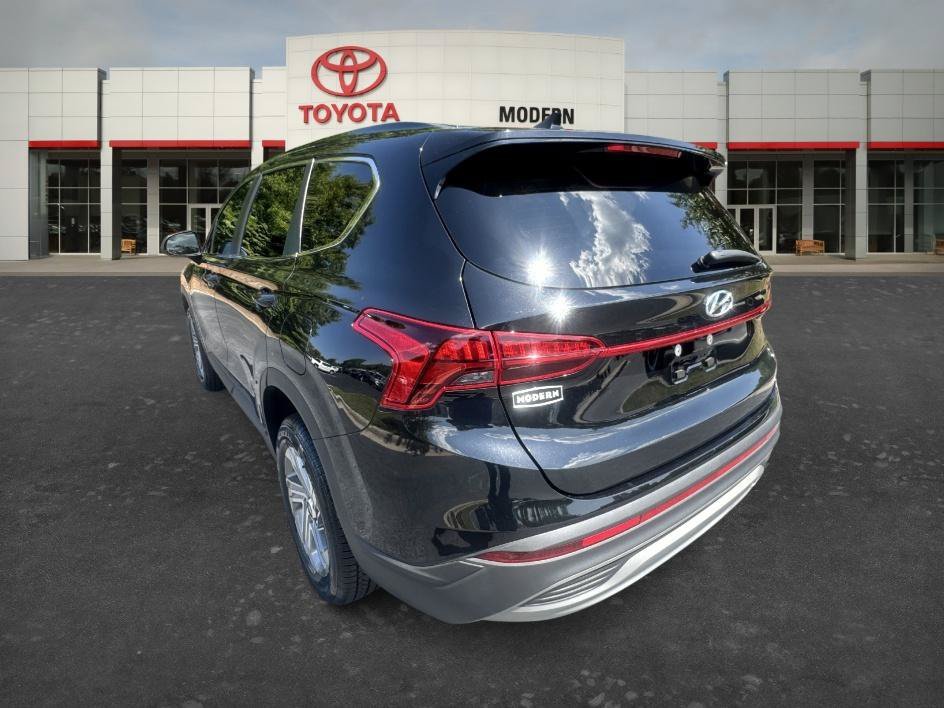 Used 2023 Twilight Black Hyundai SE image 6
