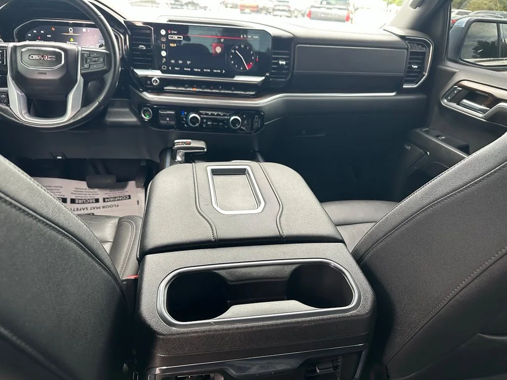 2022 GMC Sierra 1500 SLT - Photo 23