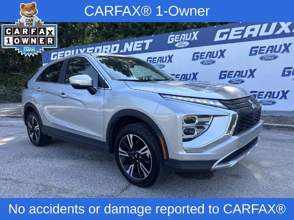 Used 2025 Alloy Silver Metallic Mitsubishi  image 2