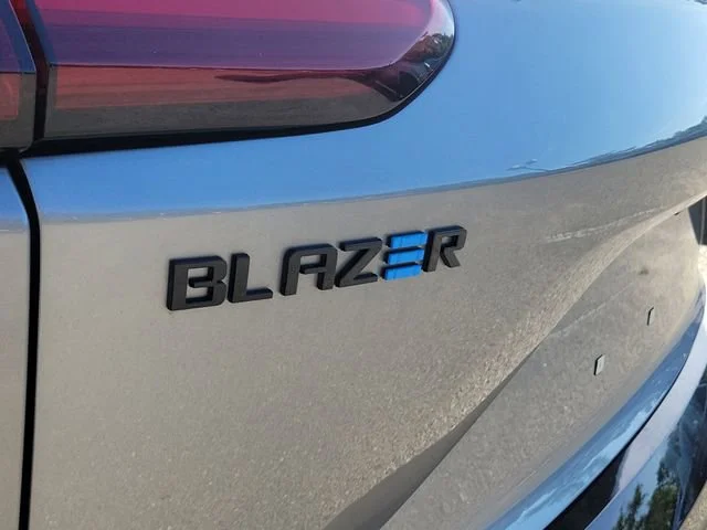 2024 Chevrolet Blazer EV RS - Photo 7