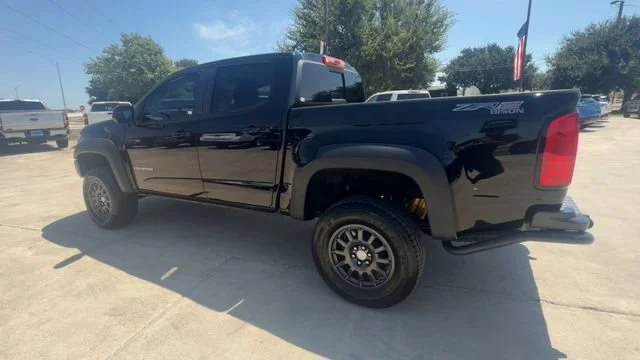 2022 Chevrolet Colorado ZR2 - Photo 6