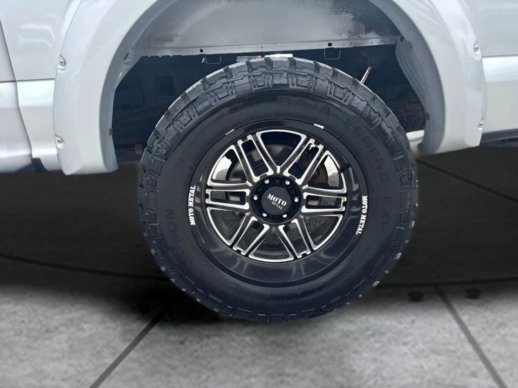 Used 2019  Ford XLT image 19