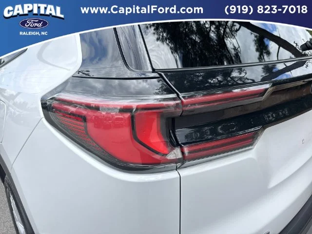 Used 2026 White GMC Elevation image 15