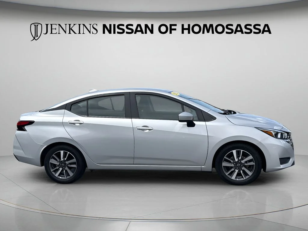 Used 2023 Silver Nissan 1.6 SV image 6