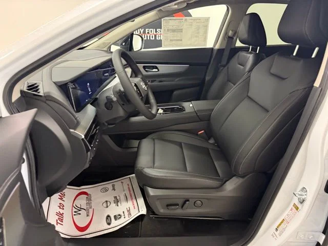 New 2025 Everest White TriCoat Nissan SL image 10