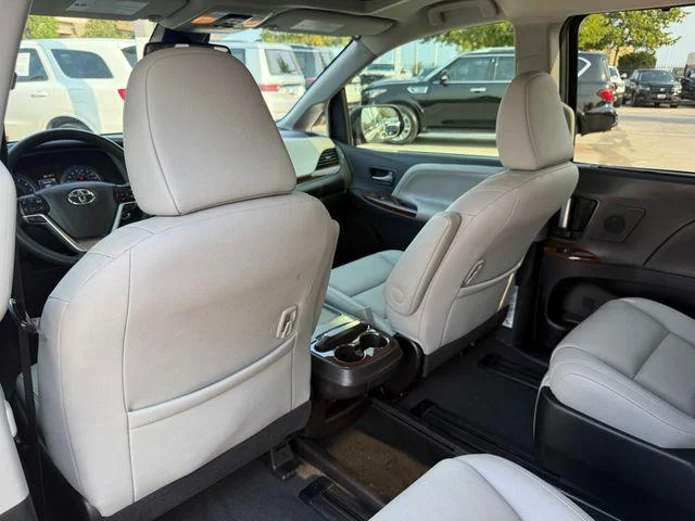 Certified Used 2020 ALUMINA JADE METAL Toyota Limited Premium image 27