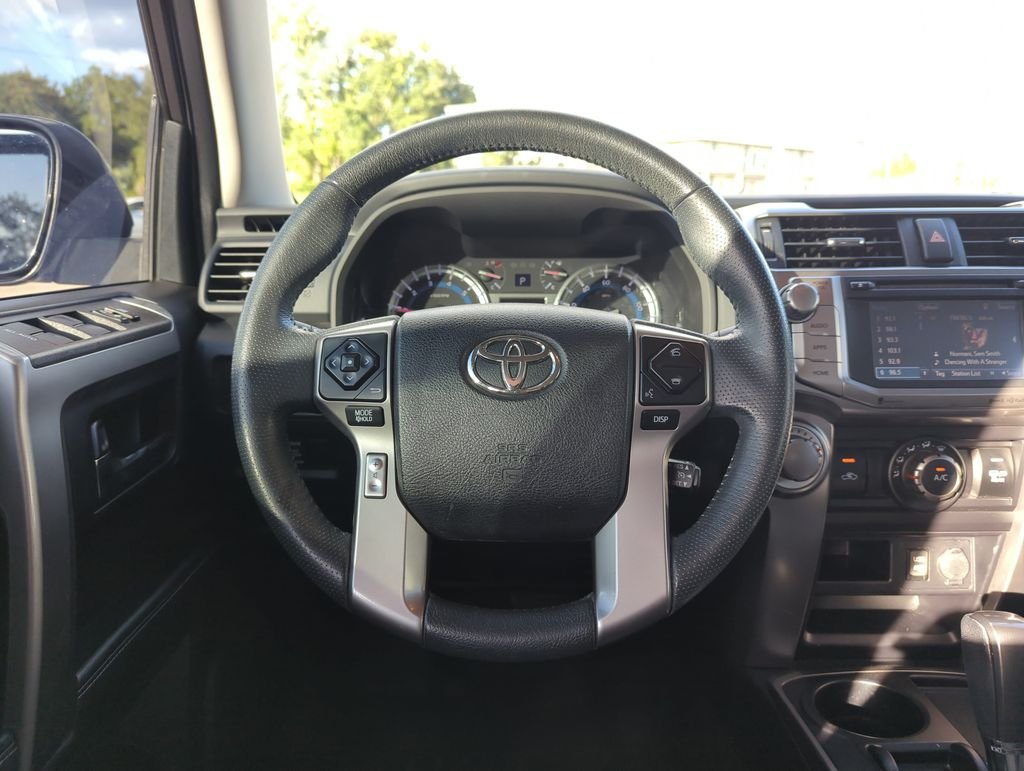 Used 2019 Gray Toyota SR5 image 17