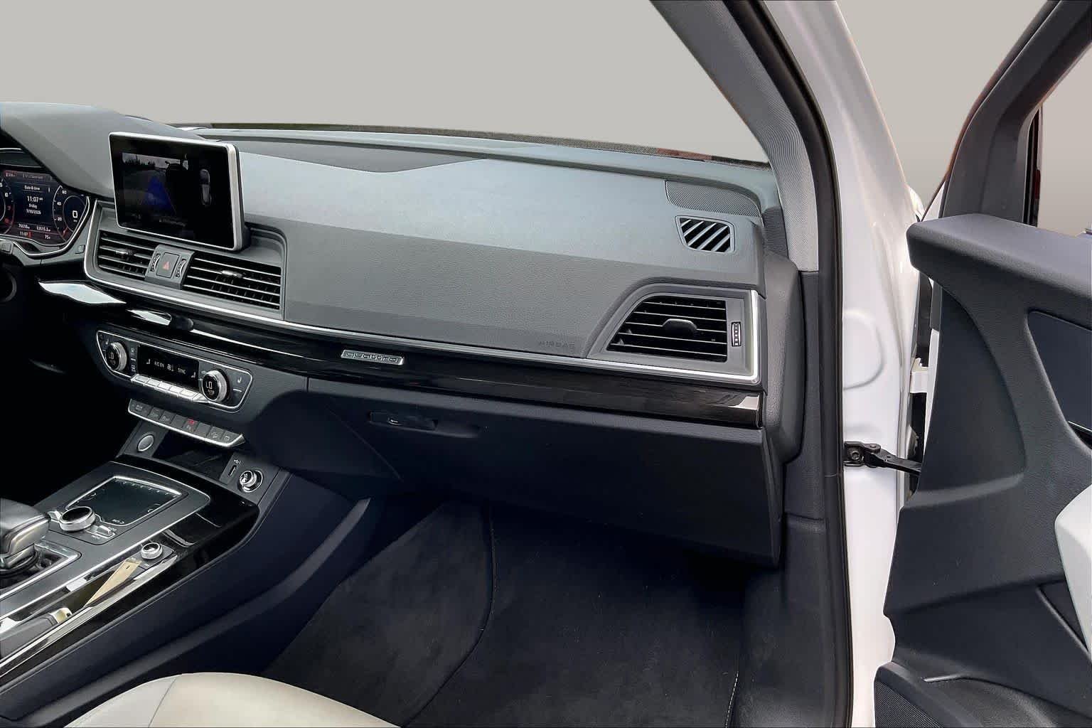 Used 2018  Audi Premium Plus image 18
