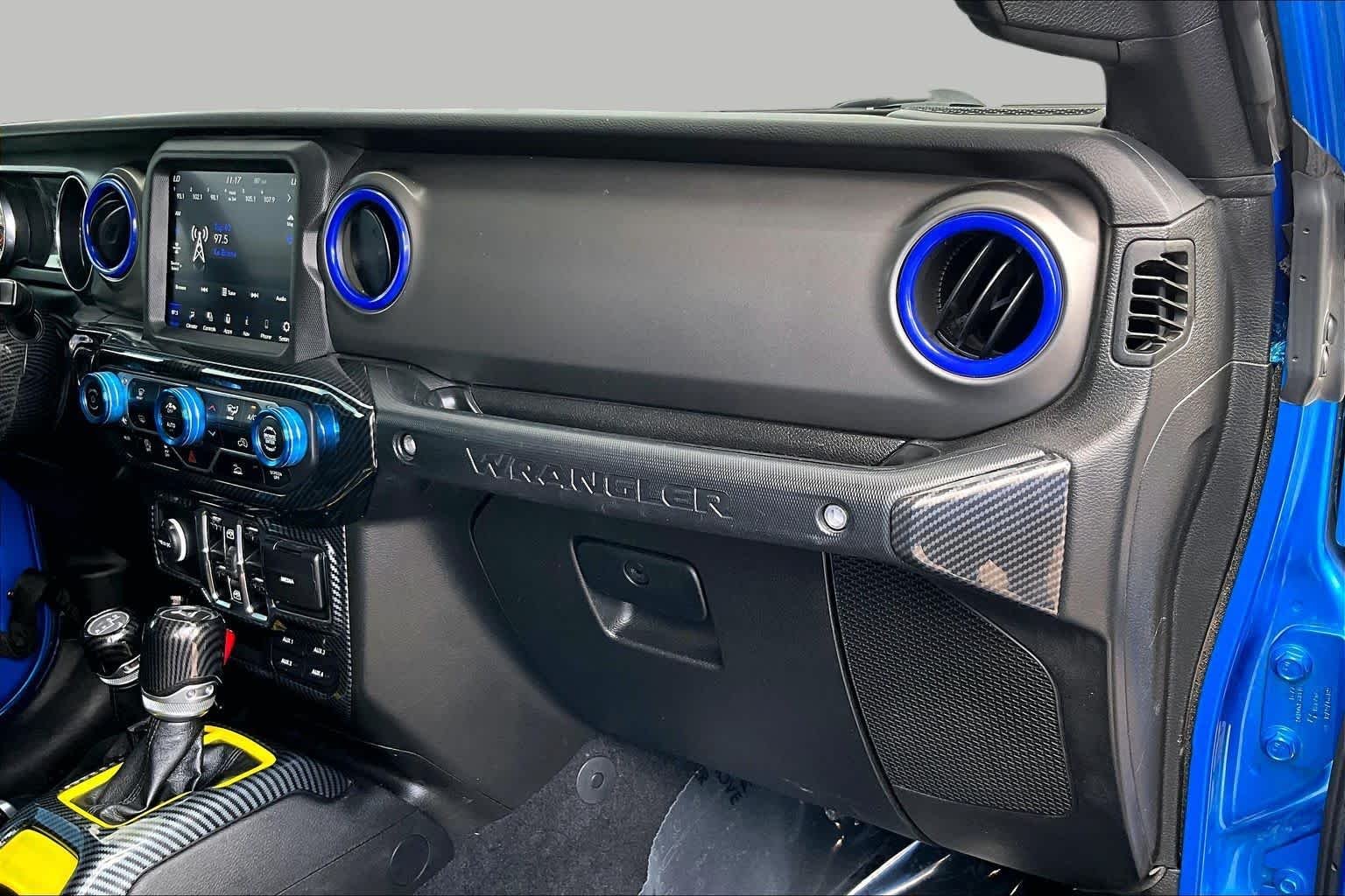 Used 2022 Hydro Blue Pearlcoat Jeep Unlimited High Tide image 18