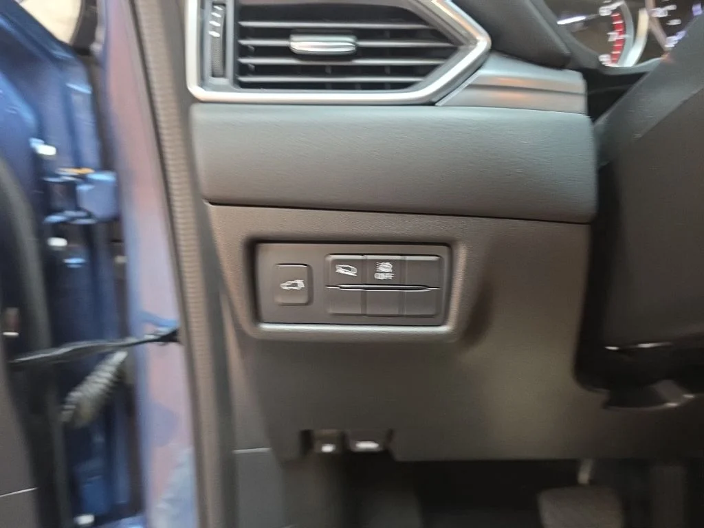 Used 2023 Blue Mazda 2.5 S Preferred Package image 24