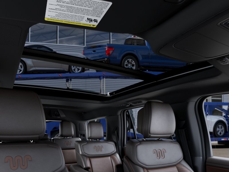 New 2027 Star White Metallic Tri-Coat Ford King Ranch® image 23