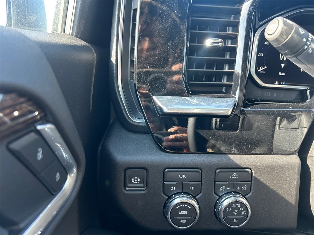 2026 GMC SIERRA - Image 19