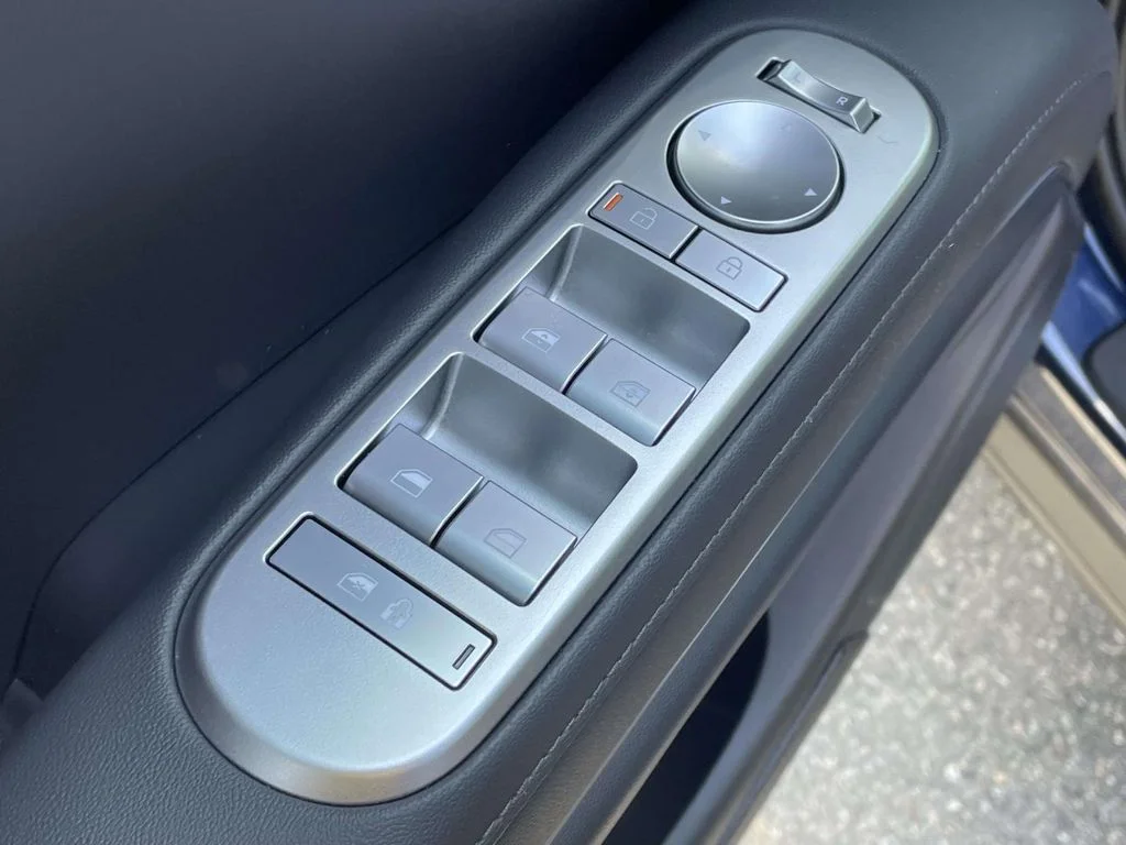 New 2026  Hyundai Blue SEL image 15