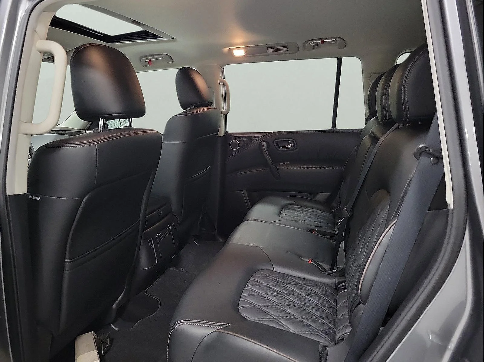 Used 2024 Gun Metallic Nissan Platinum image 9