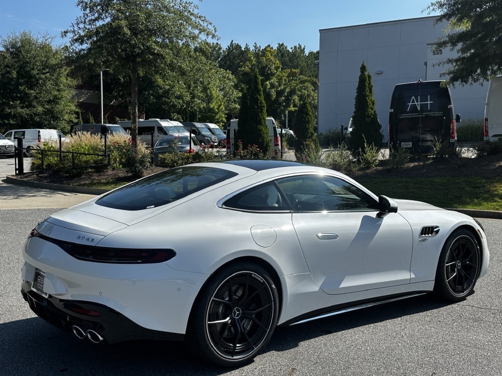 New 2026 MANUFAKTUR Moonlight White Metallic Mercedes-Benz AMG® GT 43 image 40