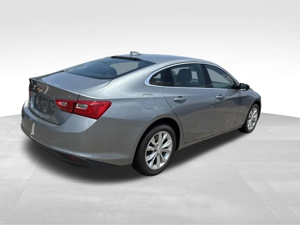 Used 2024 Gray Chevrolet LT image 5