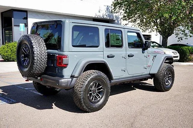 New 2026 Anvil Clear-Coat Exterior Paint Jeep Rubicon image 10