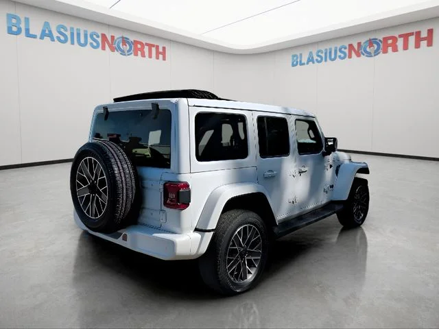 Used 2022 White Jeep Unlimited Sahara High Altitude 4xe image 5