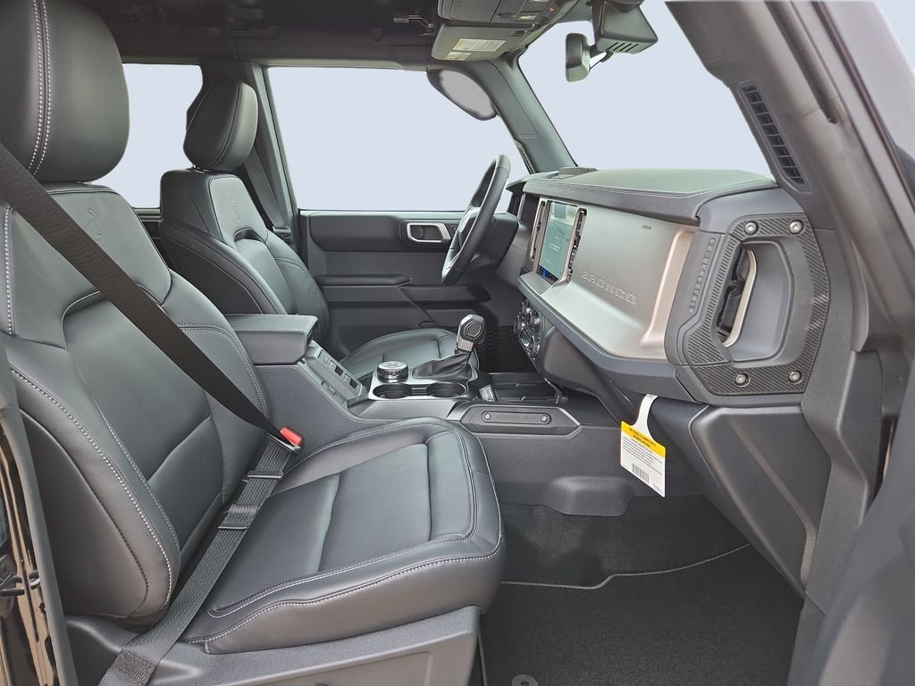 New 2026 Shadow Black Ford Outer Banks® image 29