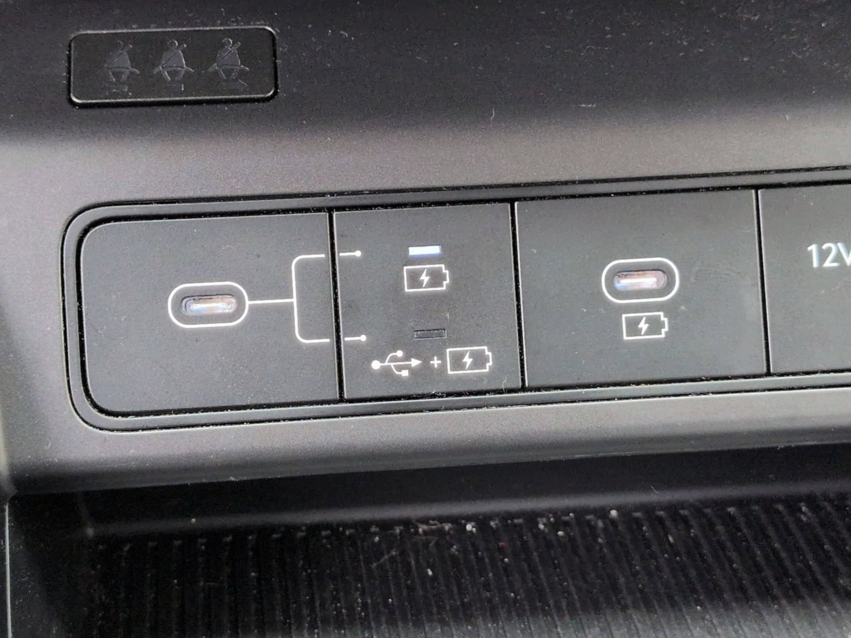 Used 2025 Abyss Black Pearl Hyundai SEL image 21