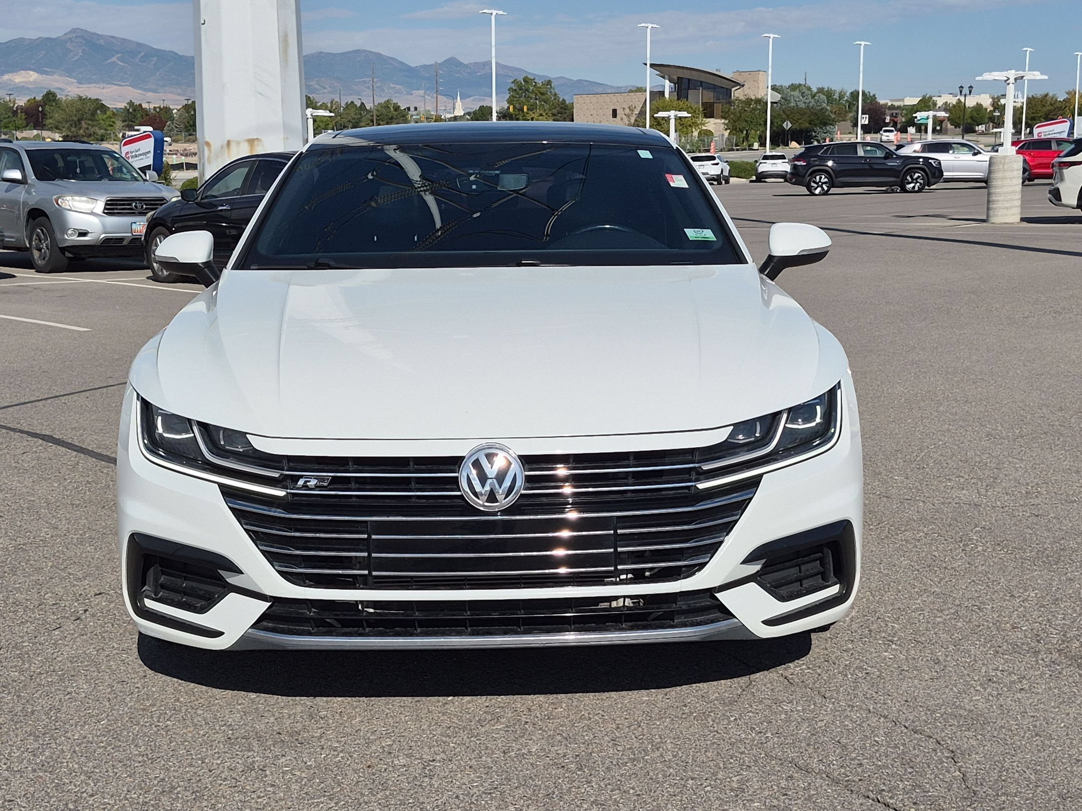 Used 2020 Pure White Volkswagen SEL R-Line image 9