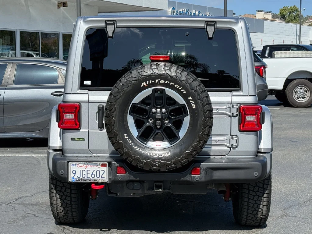 Used 2021  Jeep Unlimited Rubicon image 8