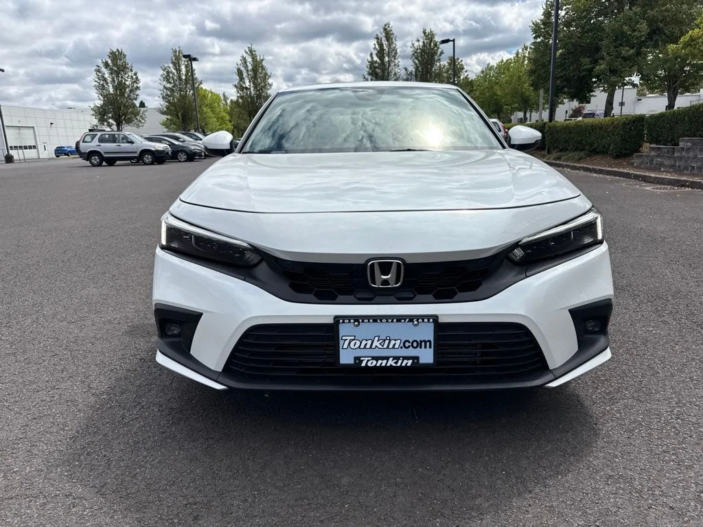 Used 2024 Platinum White Pearl Honda Sport Touring image 2