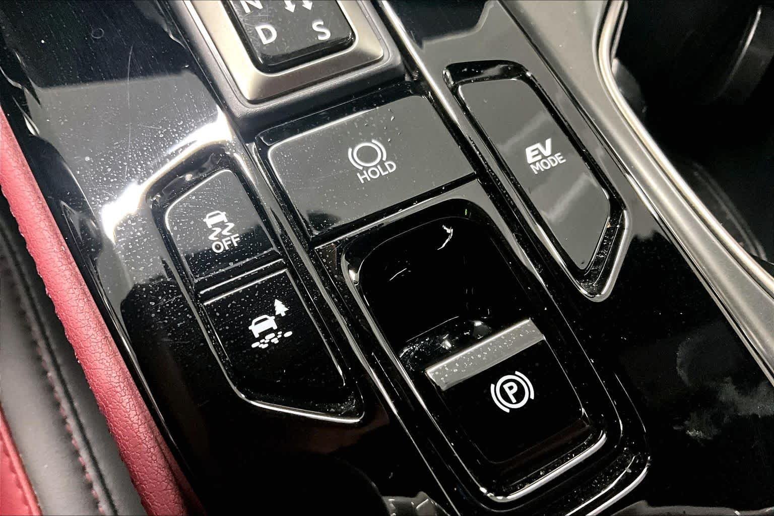 Used 2026 Ultra White Lexus Premium image 34
