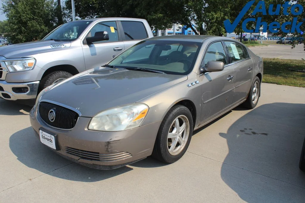 Used 2006 Beige Buick CXL image 4