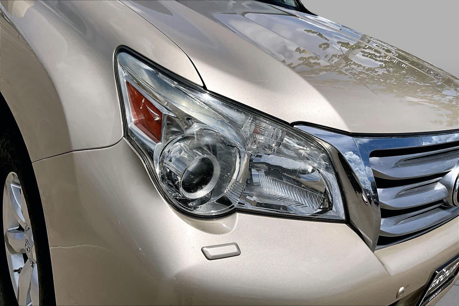 Used 2010 Satin Cashmere Metallic Lexus Premium image 23