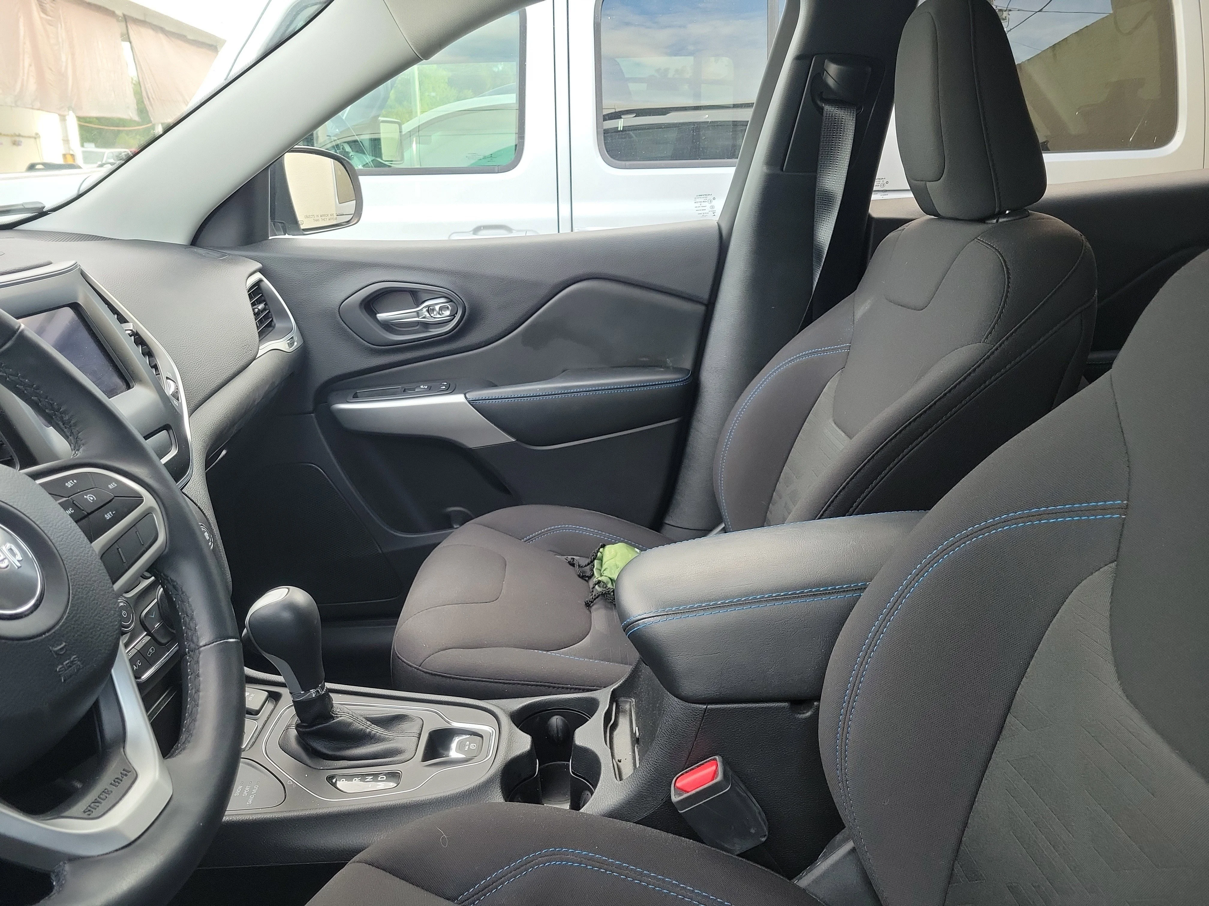 Used 2019 Bright White Clearcoat Jeep Upland image 7