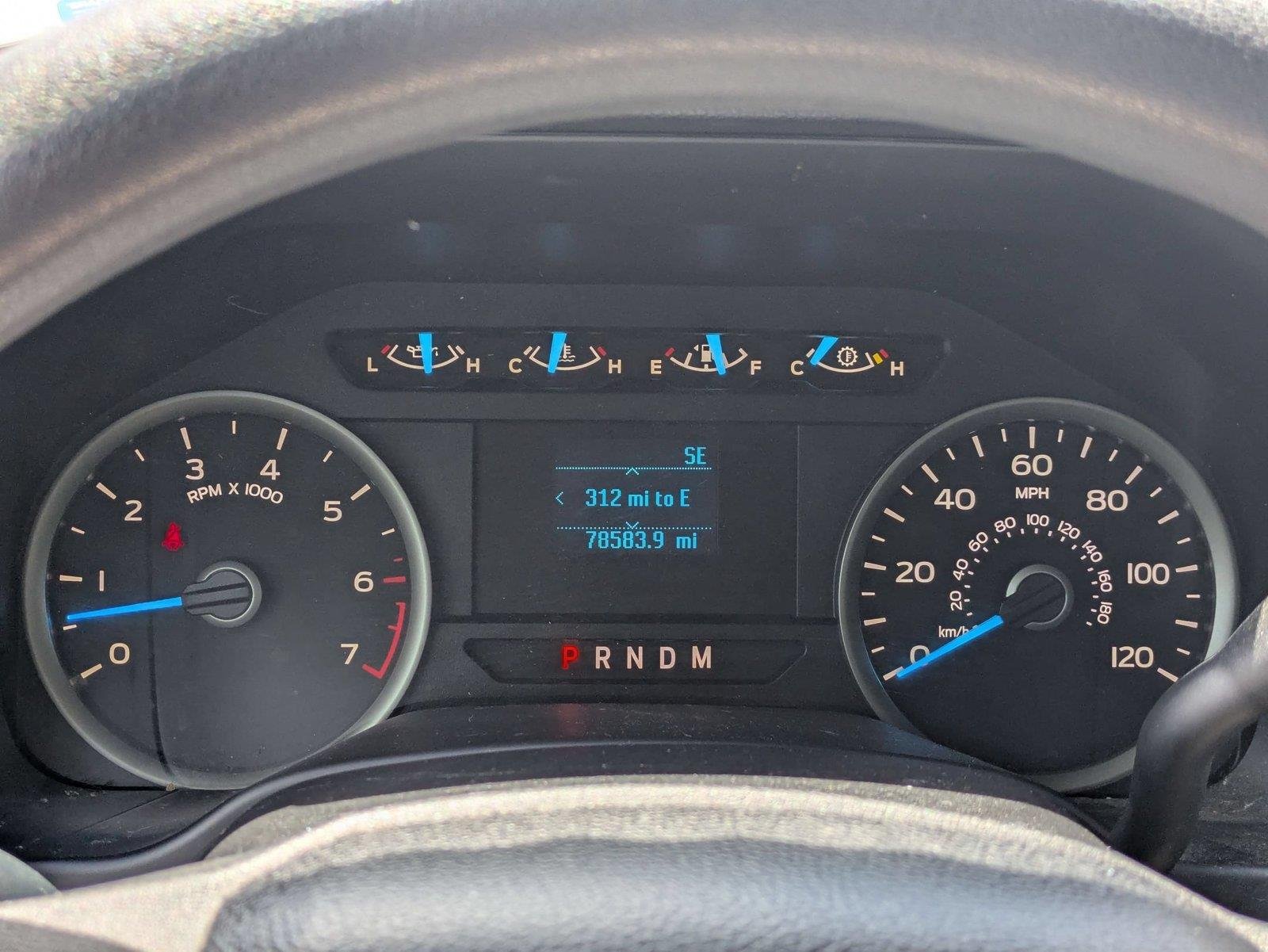 Used 2018 Magnetic Metallic Ford XLT image 18