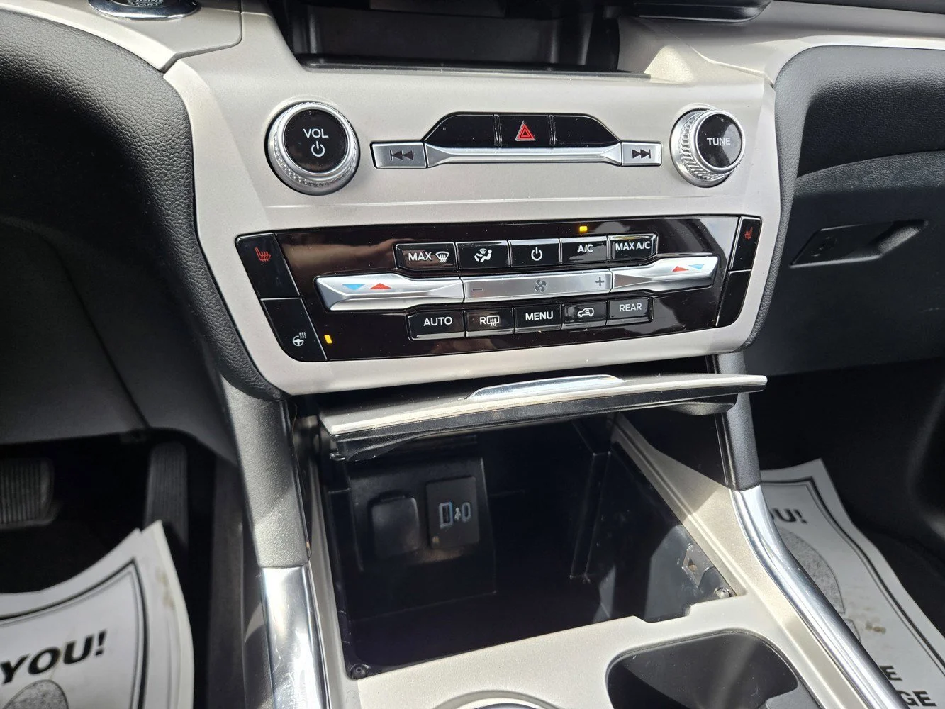 Used 2023  Ford XLT image 11