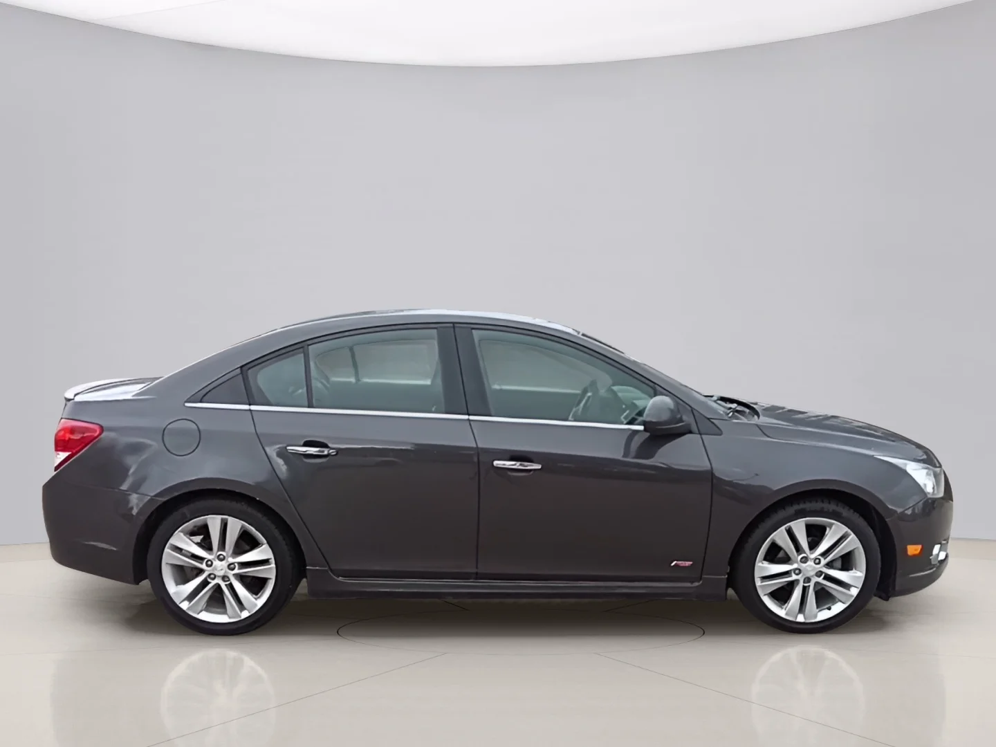 Used 2014 Gray Chevrolet LTZ image 6