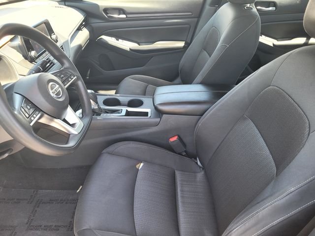 Used 2022 Blue Nissan 2.5 S image 15