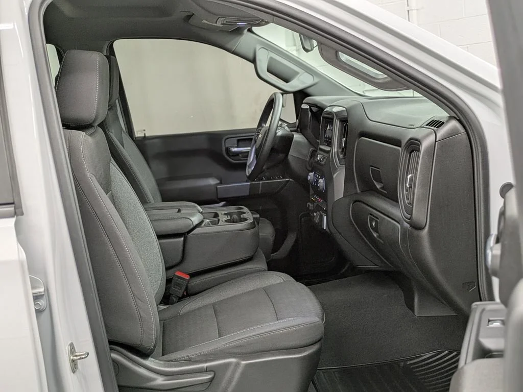 Used 2024 Summit White Chevrolet Custom image 21