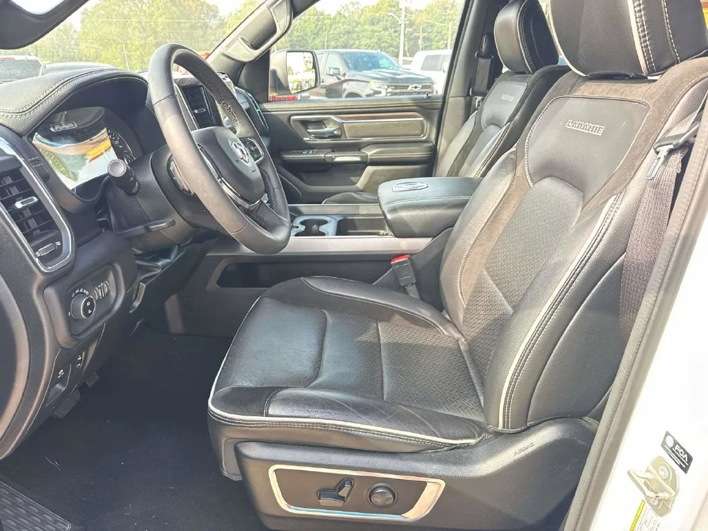 Used 2025 White Ram Laramie image 37