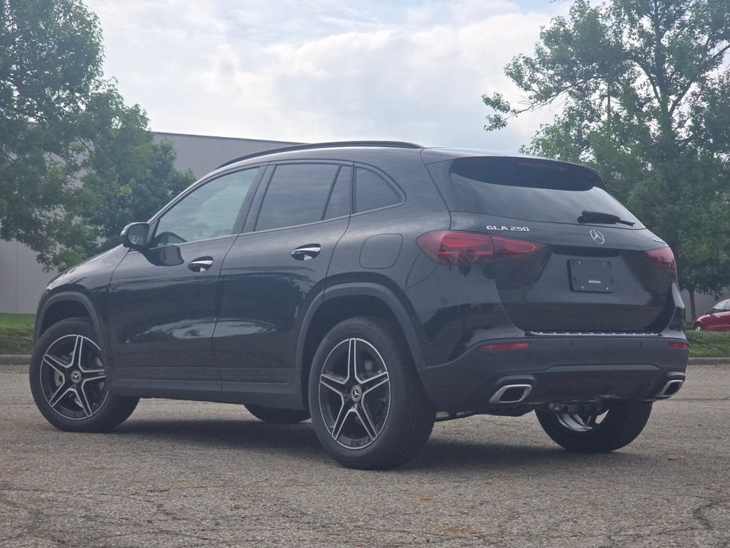 New 2026 Night Black Mercedes-Benz GLA 250 image 52