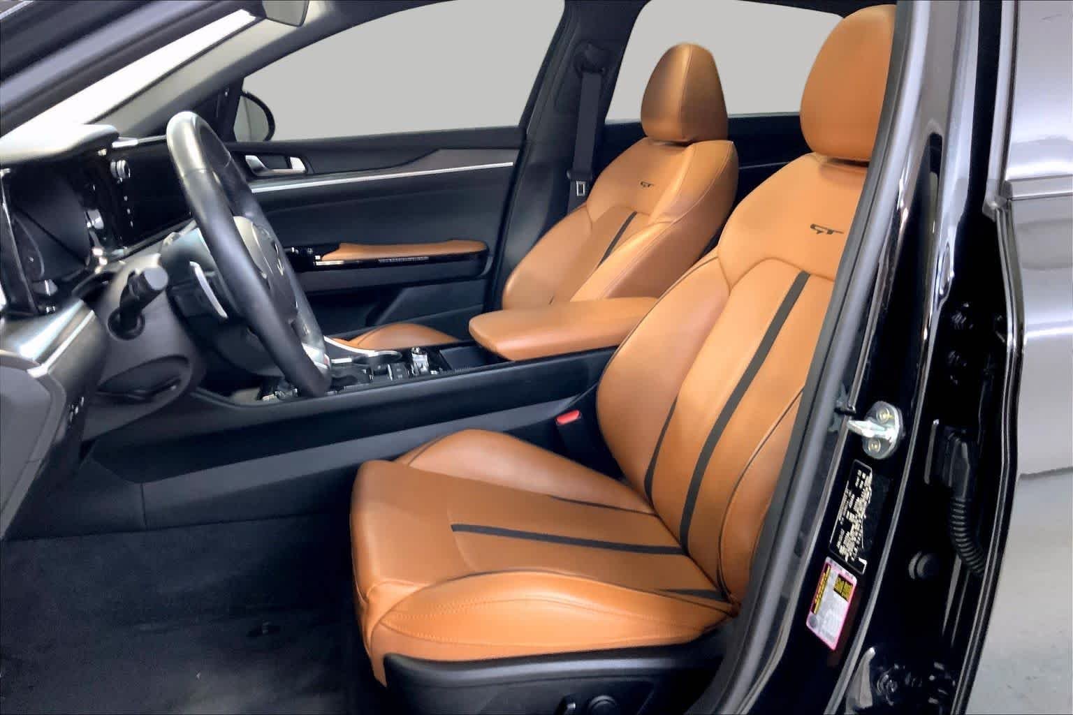 Used 2022 Ebony Black Kia GT image 7