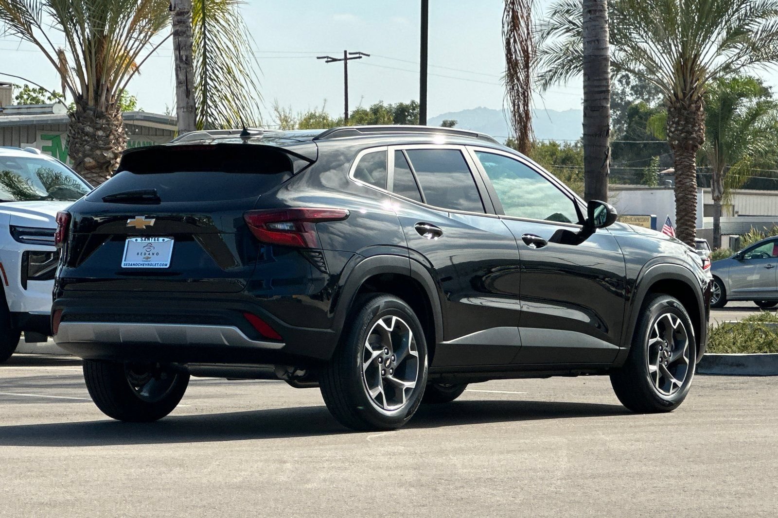 New 2026 Mosaic Black Metallic Chevrolet LT image 4