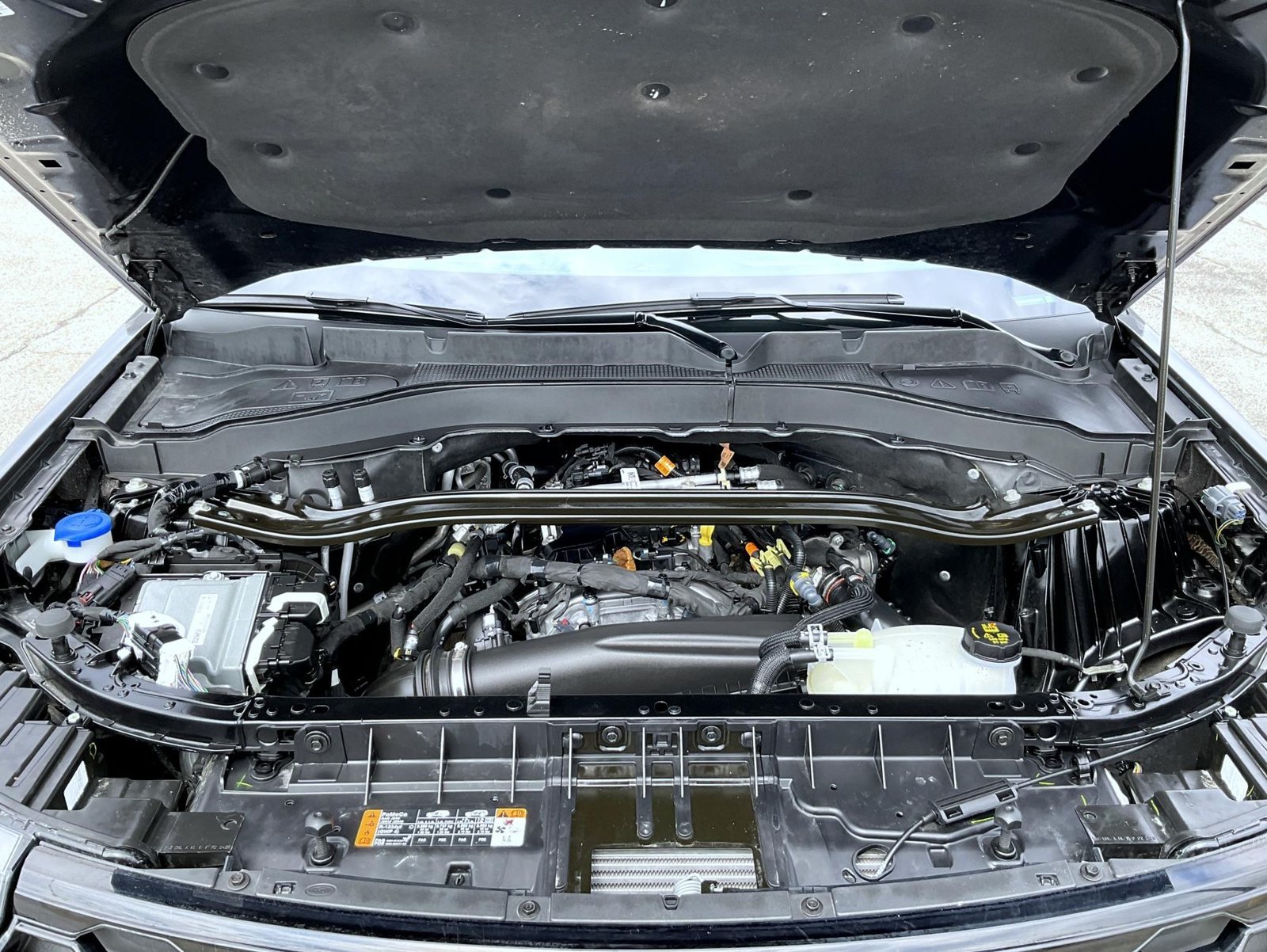 Used 2025 Gray Ford ST-Line image 25