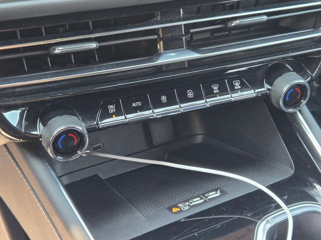 2026 Chevrolet Traverse LT - Photo 26
