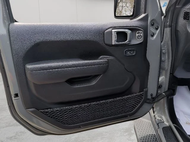 Used 2022 Gray Jeep Unlimited Sport S image 14