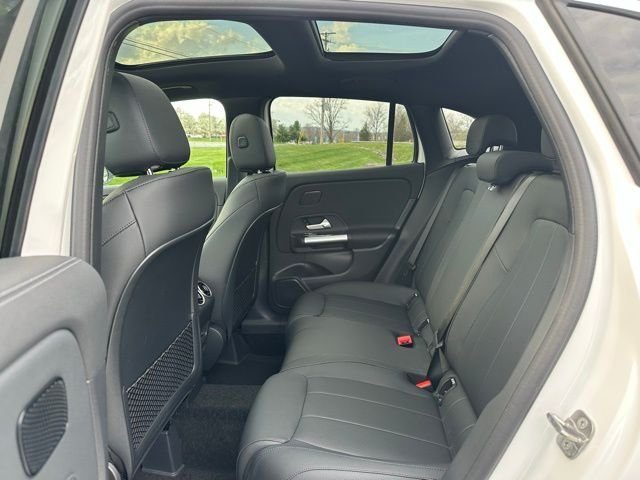 New 2026 Polar White Mercedes-Benz GLA 250 image 20