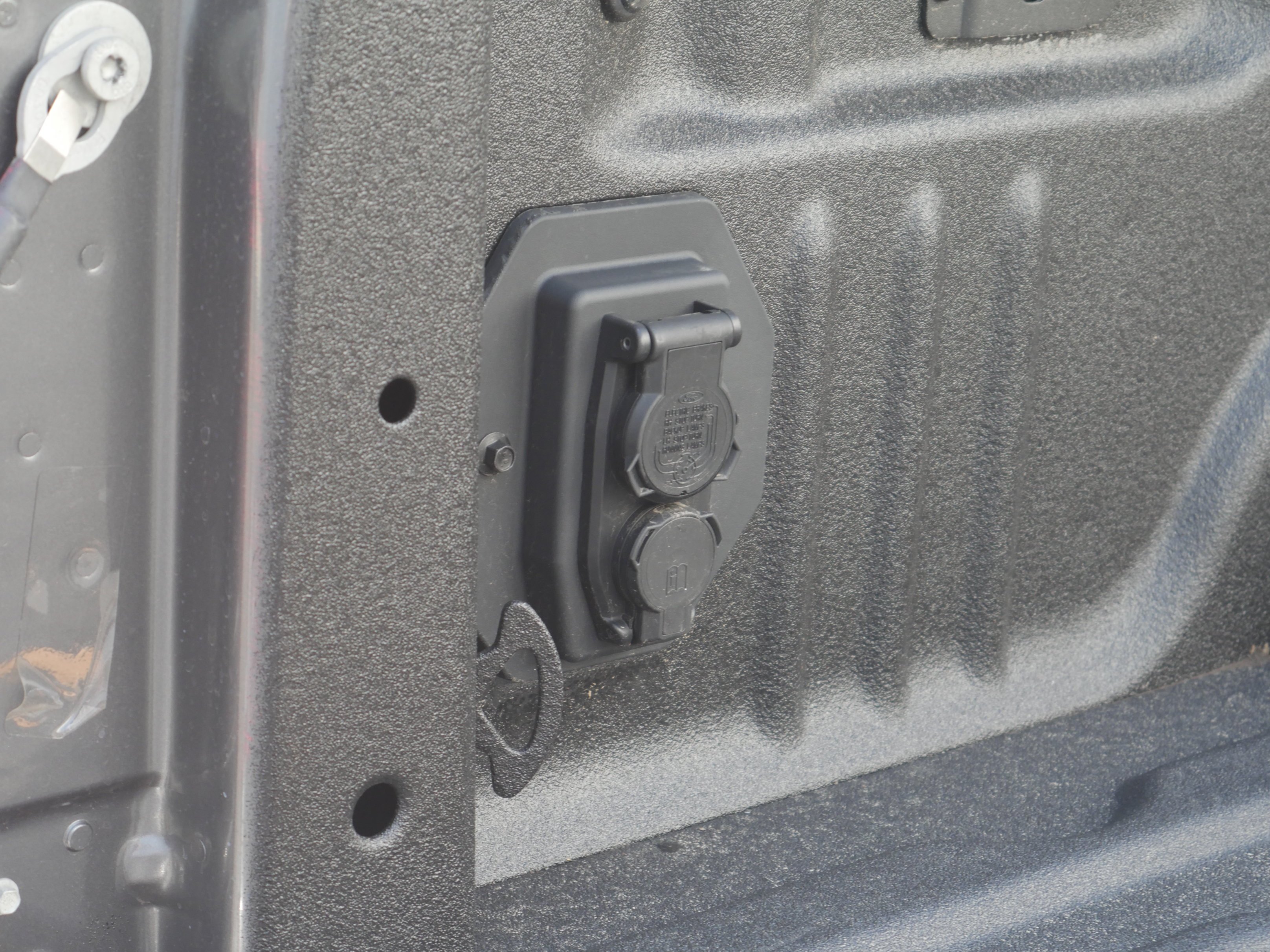 New 2026 Carbonized Gray Metallic Ford F-350® Platinum® image 28