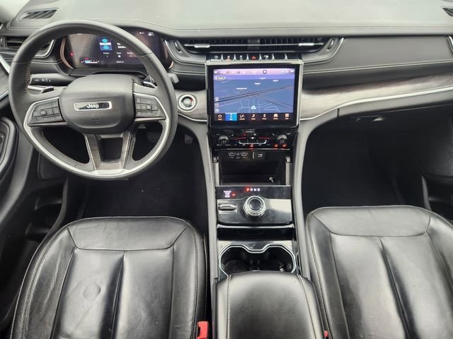 Used 2023 White/off-white Jeep Limited image 27