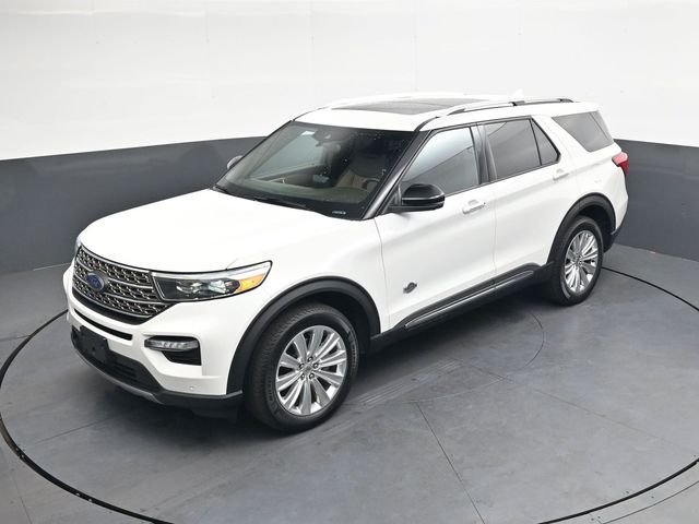 Used 2023 White Ford King Ranch image 28