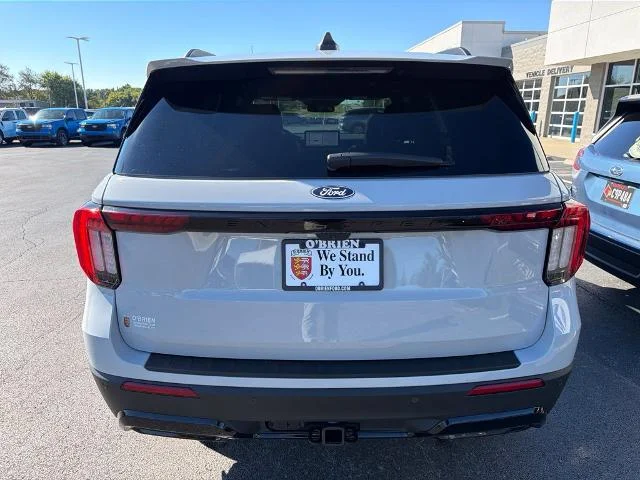 New 2027 Avalanche Gray Ford ST-Line image 34