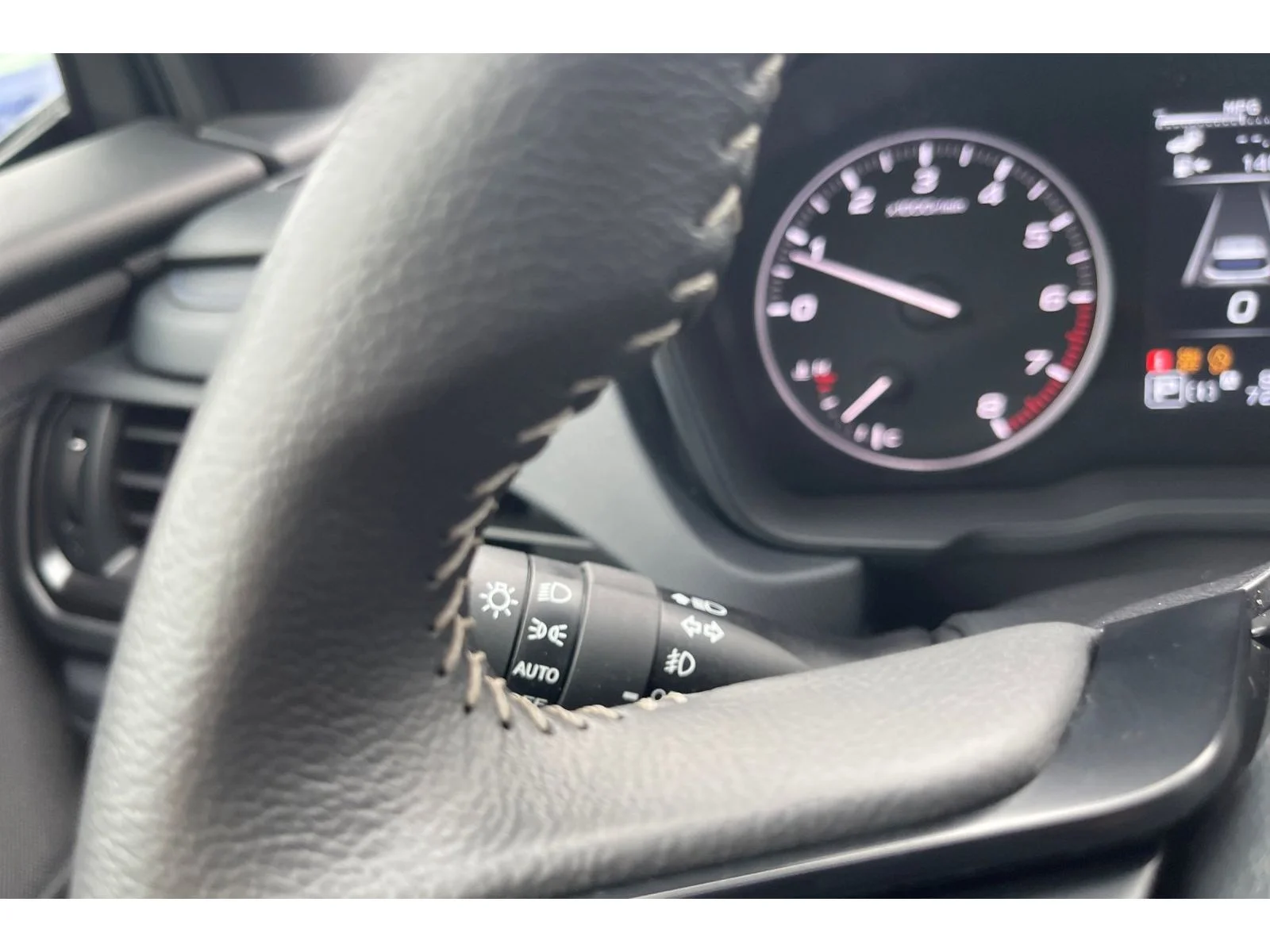 Used 2026 Ice Silver Metallic Subaru Premium image 34